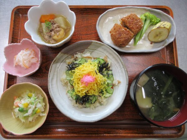 昼食